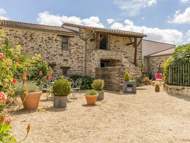 Where to stay during your heritage holiday near Nantes : Fleur de vigne, gîtes in Monnières