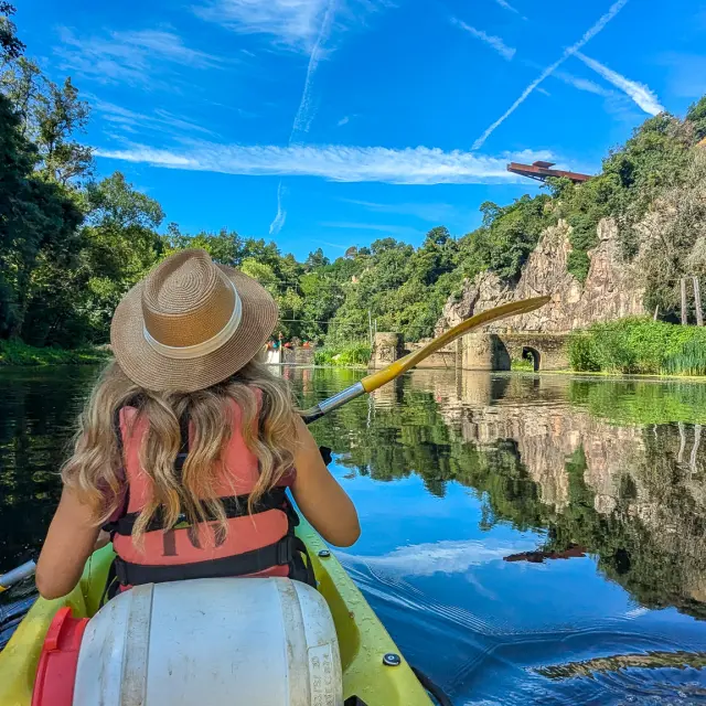 Activities & leisure: Boating in the Vignoble Nantais
